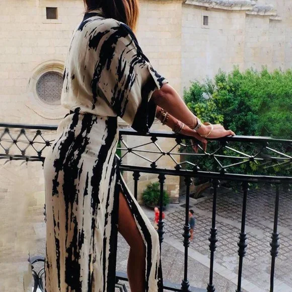 ⭐NEW, CHIC**- Abstract Print Slit Kimono With Belt | OFFERS WELCOME - Picture 3 of 8